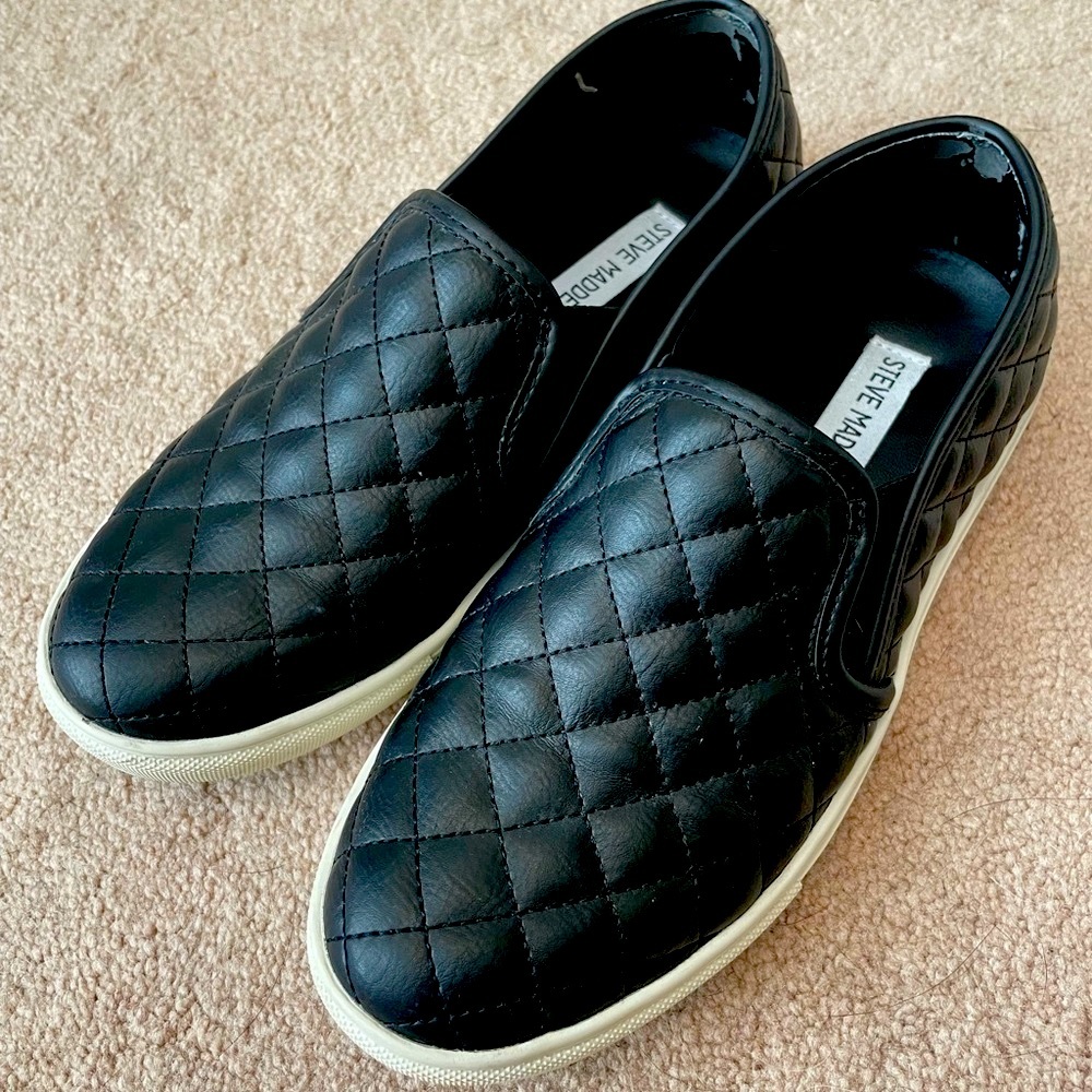Steve Madden Quilted sneaker